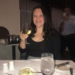 Meet your Posher, Alanna